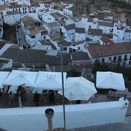 Atico De La Miel Setenil De Las Bodegas